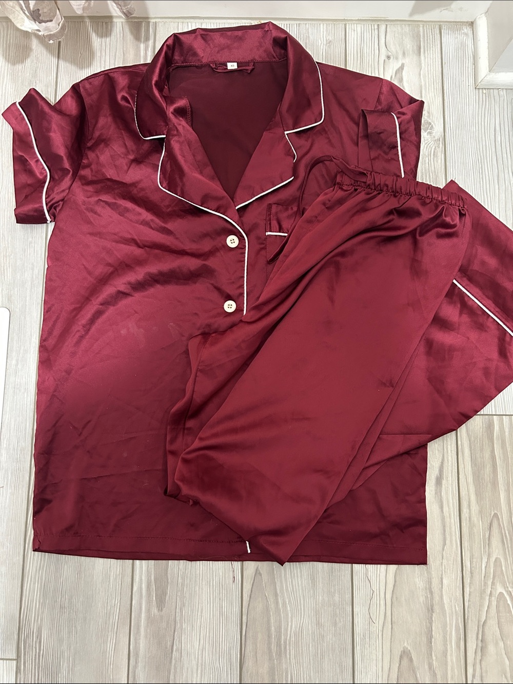 Women's Burgundy Satin Pajama Set with Contrast Piping